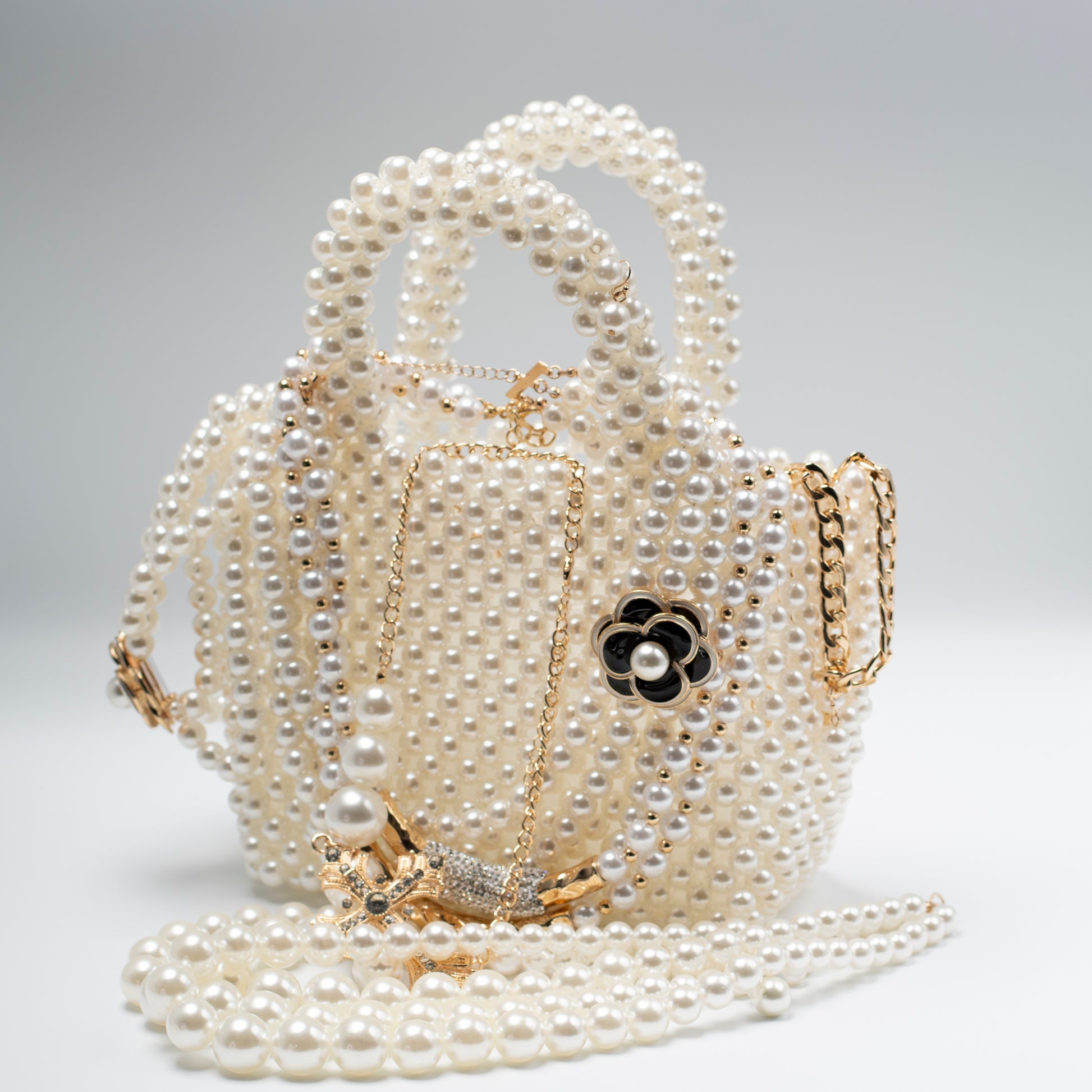 Off-White Pearl with Darmon Exclusive Pearl Necklaces