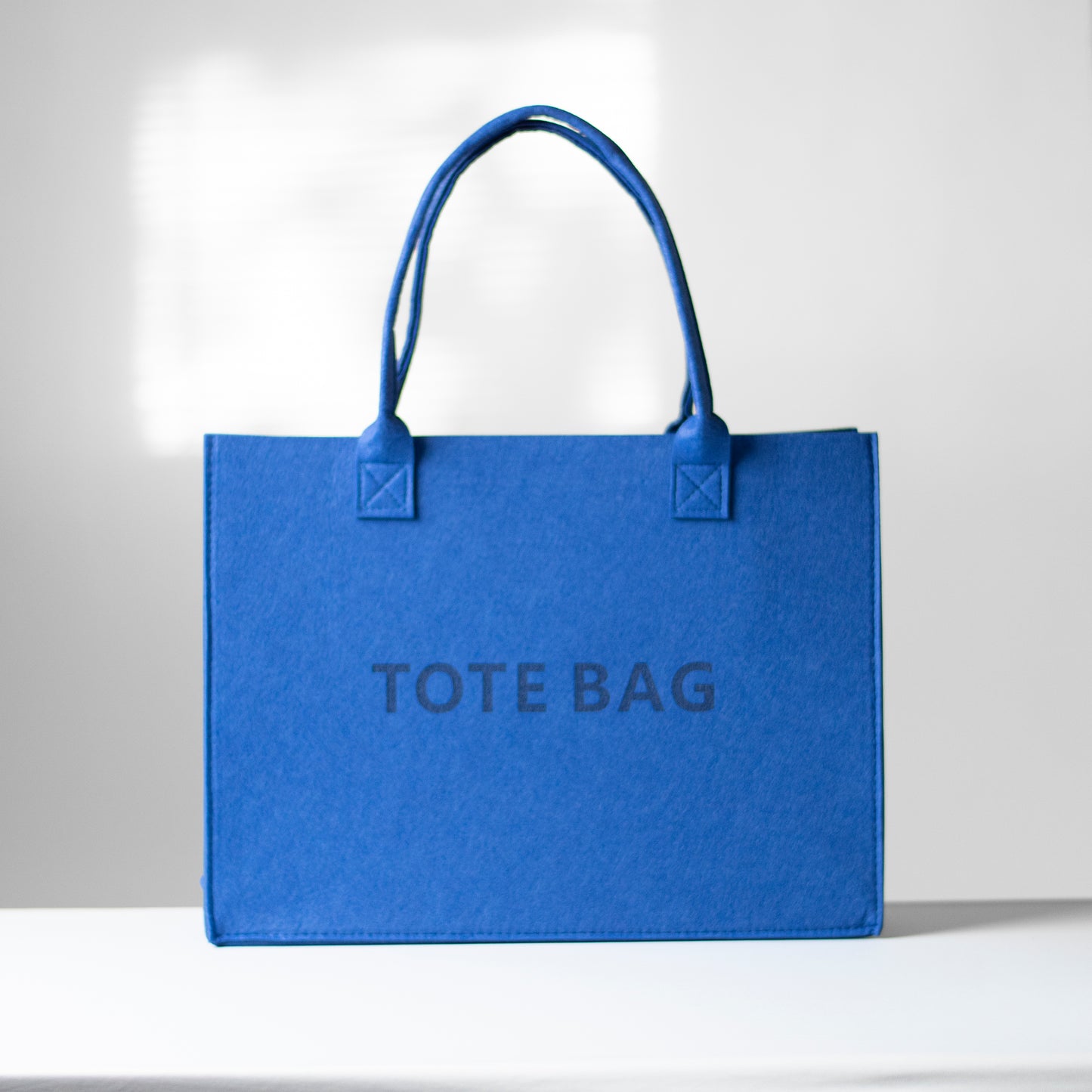 The Darmon Tote Bag handbag