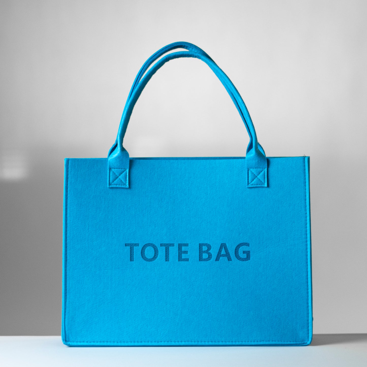 The Darmon Tote Bag handbag