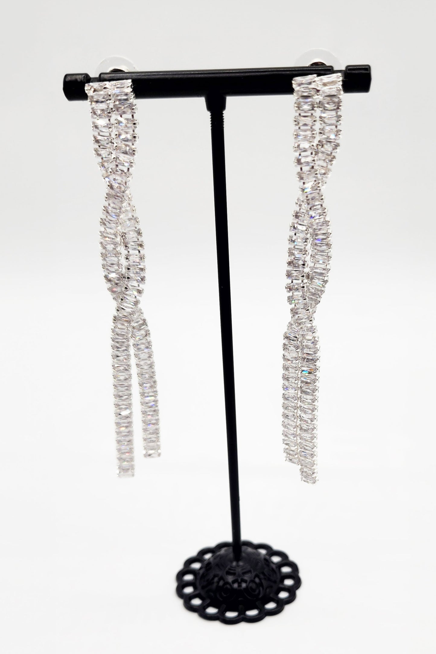Elegancia Earrings