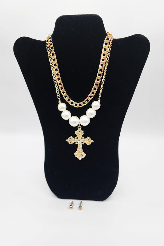 Layered Gold Cross Pearl set