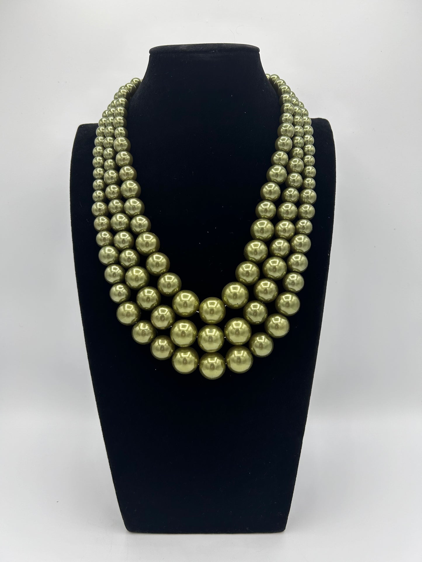 The Classic Green Pearl Set