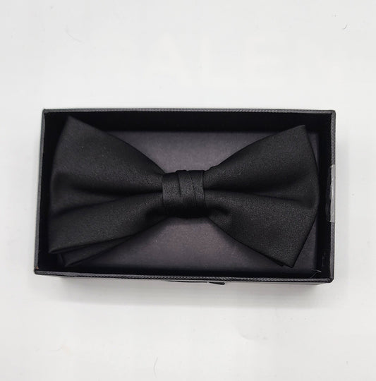 The D-Rock Black Bow Tie