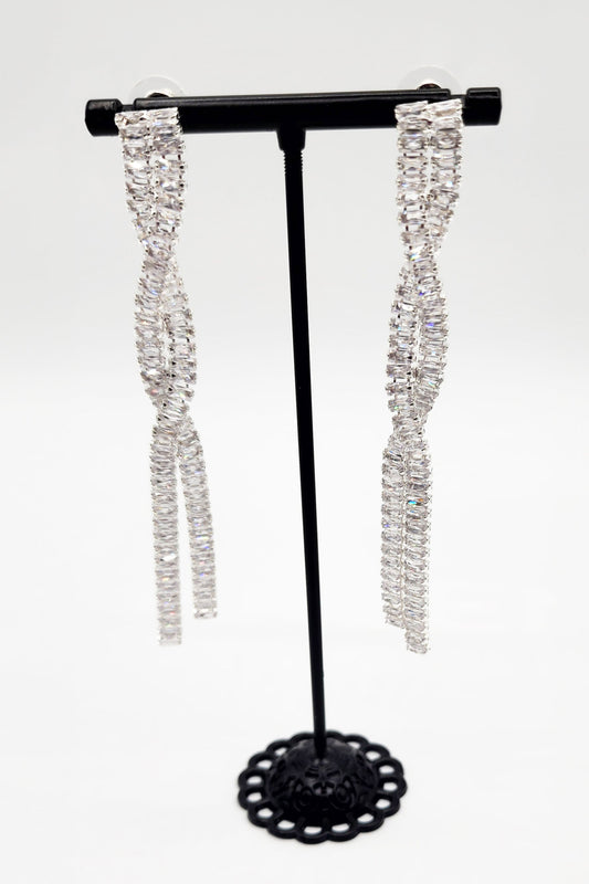Elegancia Earrings